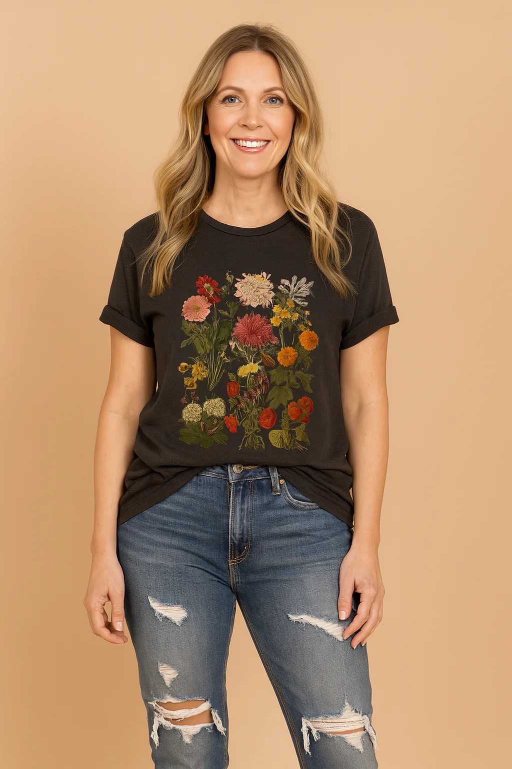 Berry | T-shirt with a Plant Motif - Image 4
