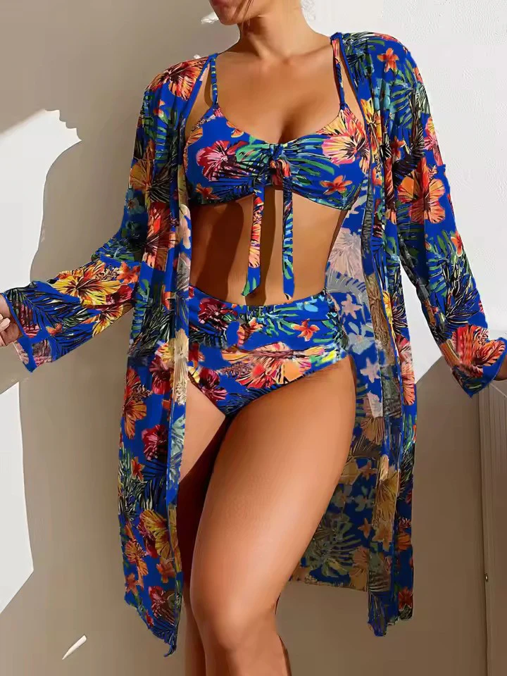 Bikini set with adjustable straps and comfortable adjustments - Image 12