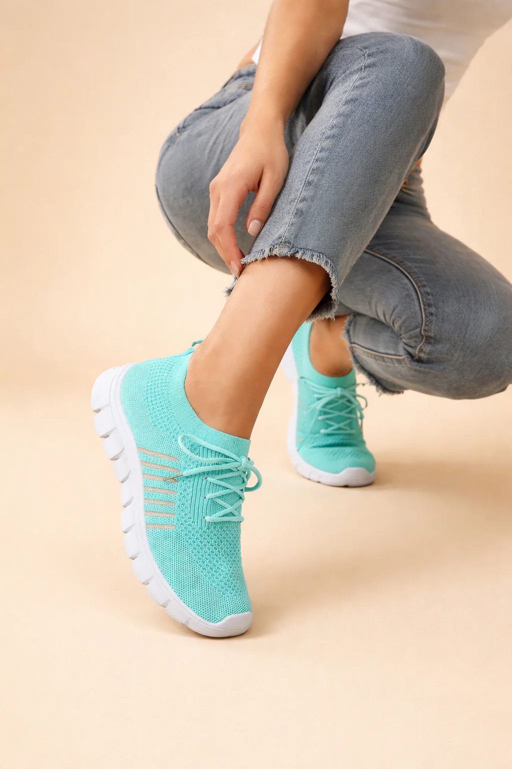Ewelina | Women’s Lightweight Athletic Sneakers with Breathable All-Day Comfort - Image 2