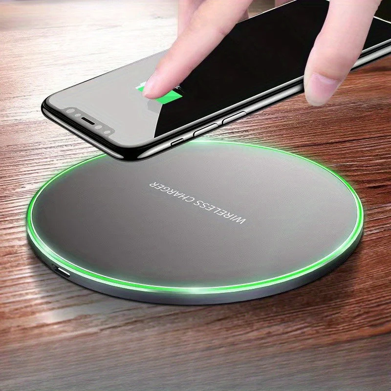 Fast wireless charger - 15W induction charging pad for iPhone and Android devices, elegant design, wireless convenience - Image 2