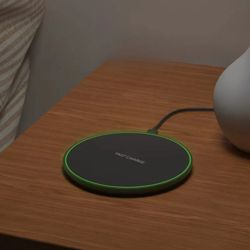 Fast wireless charger - 15W induction charging pad for iPhone and Android devices, elegant design, wireless convenience - Image 6