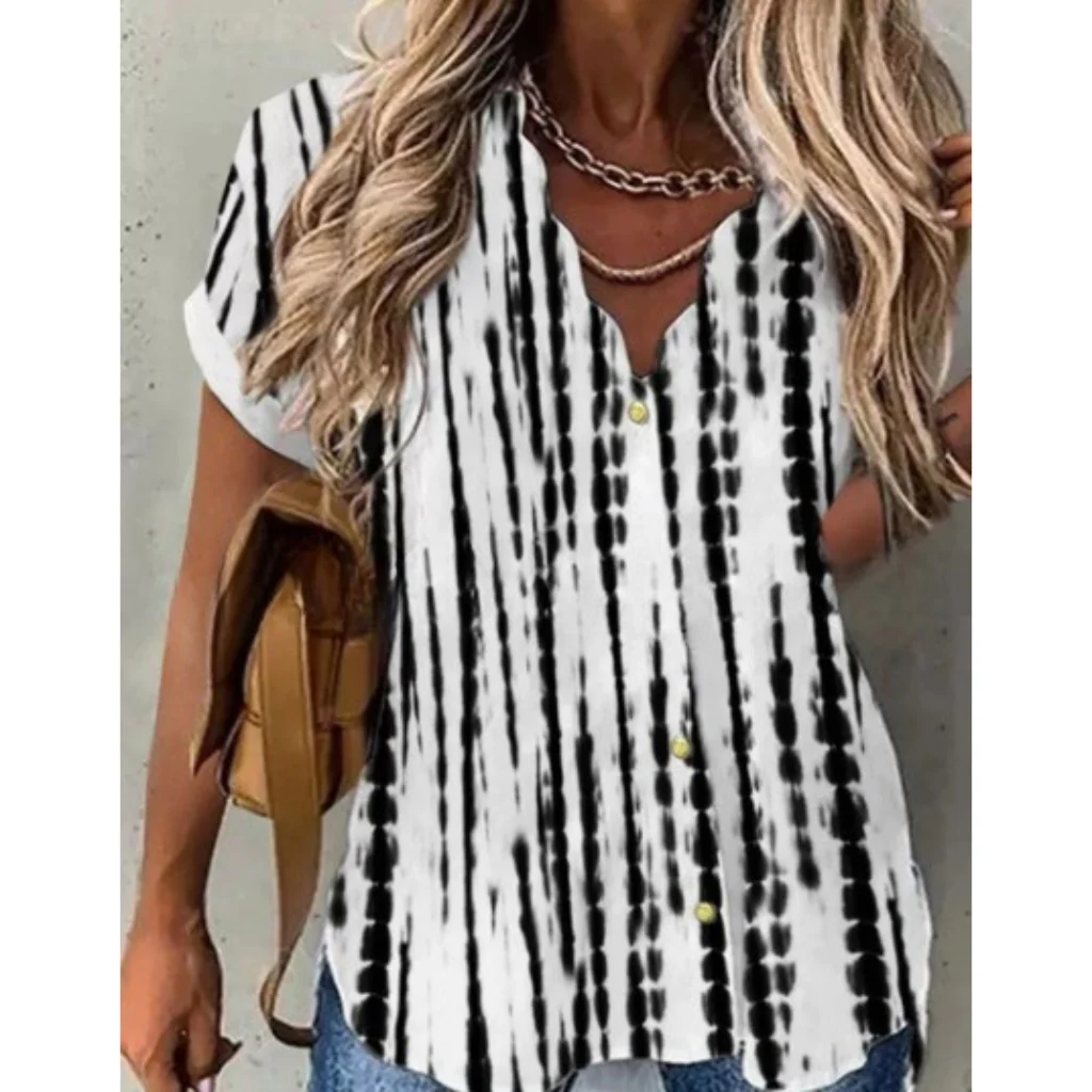 Floria | Romantic blouse with a floral print - Image 6
