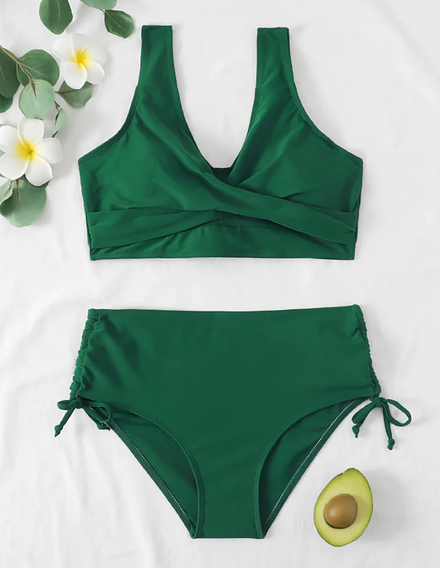 High-waisted bikini set with adjustable straps and timeless design - Image 5