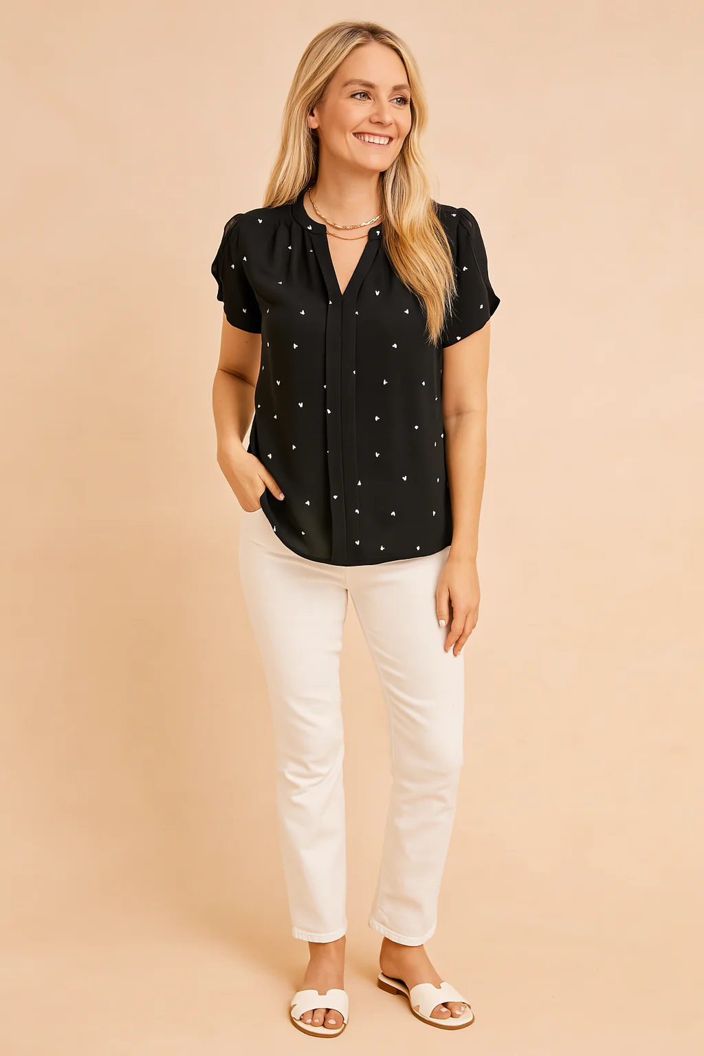 Livia | Girly blouse with a heart motif - Image 5