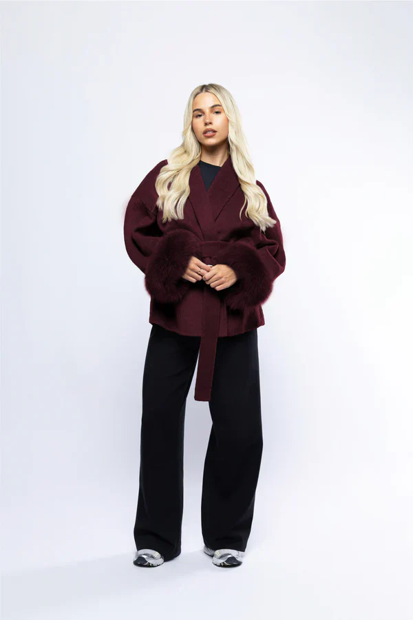Women's Faux Fur Coat - Elegant Winter Warmth and Comfort - Image 6