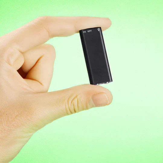 Mini voice recorder