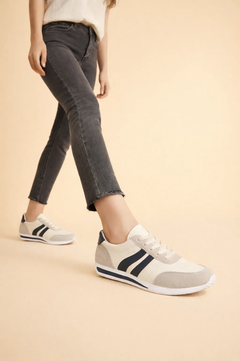 Monika | Women’s Breathable Lightweight Walking Shoes for All-Day Comfort