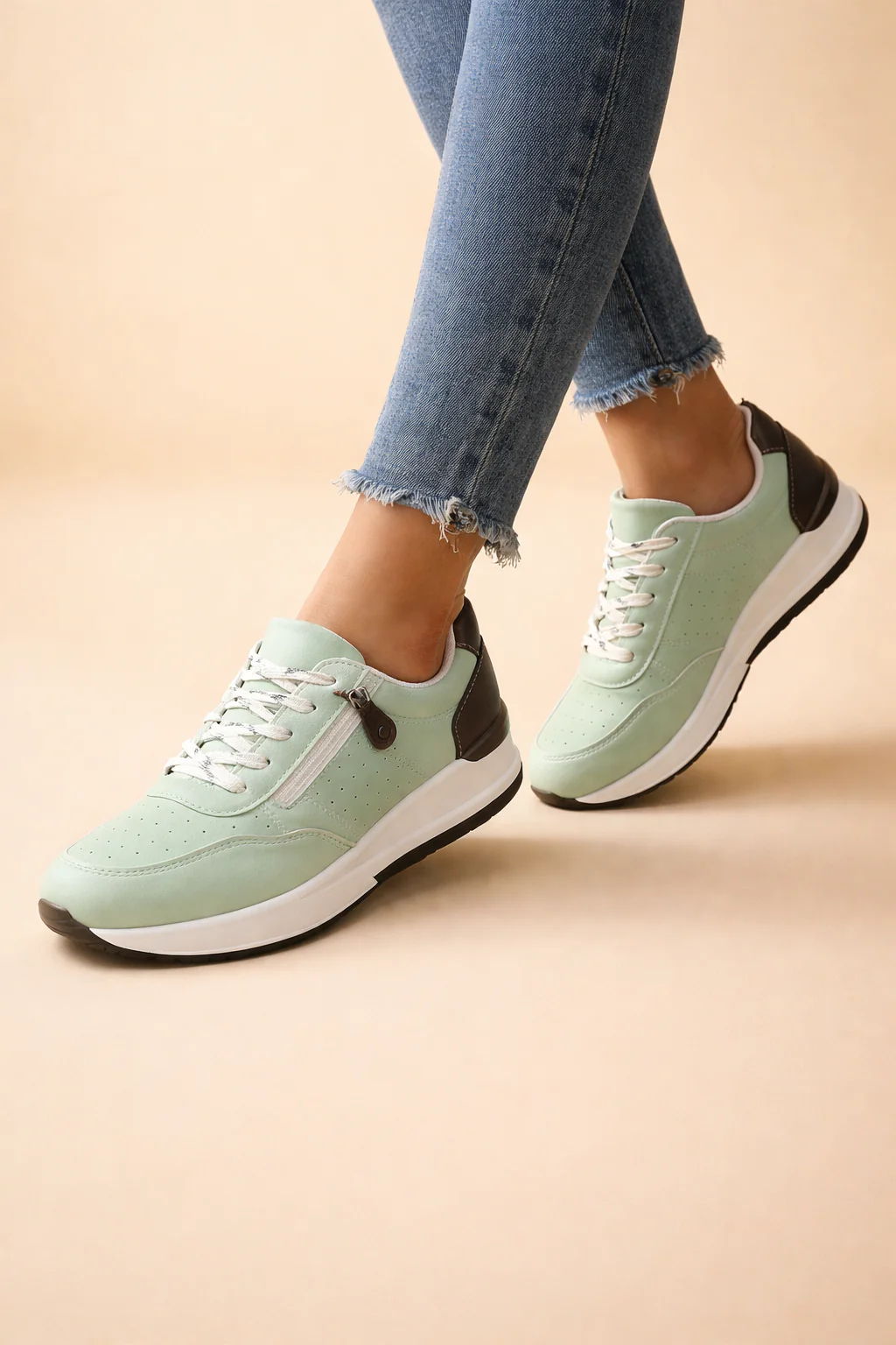 Nikola | Women’s Stylish Low-Top Sneakers with All-Day Comfort - Image 4