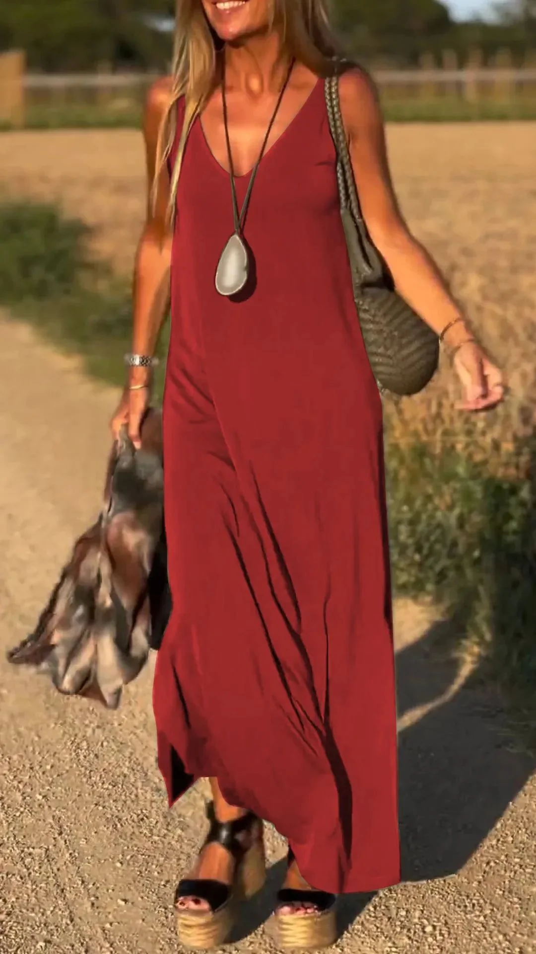 Women's Sleeveless Maxi Dress for Summer Comfort Polyester - Image 10
