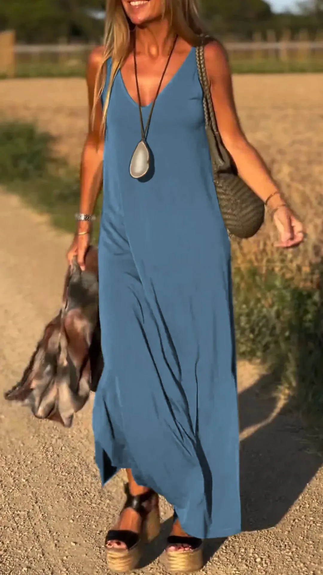 Women's Sleeveless Maxi Dress for Summer Comfort Polyester - Image 7