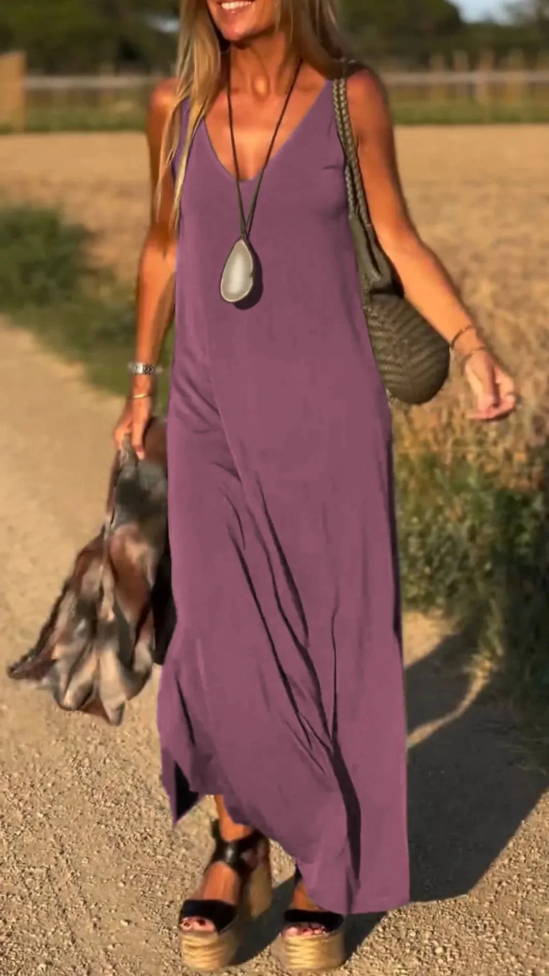 Women's Sleeveless Maxi Dress for Summer Comfort Polyester - Image 9