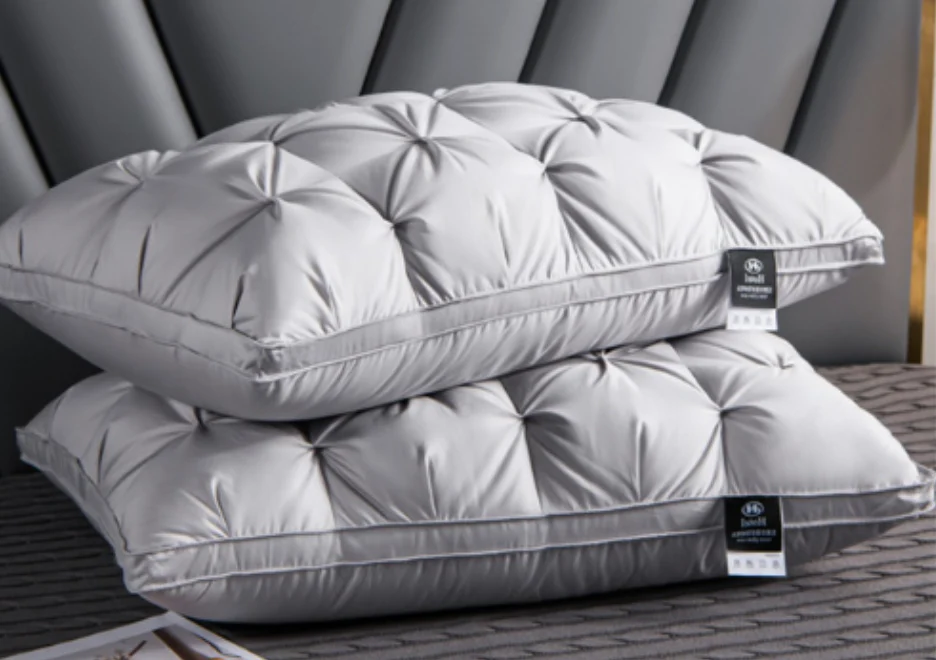 RoyalRest – Luxurious goose down pillow for ultimate comfort and a restful night's sleep - Image 2