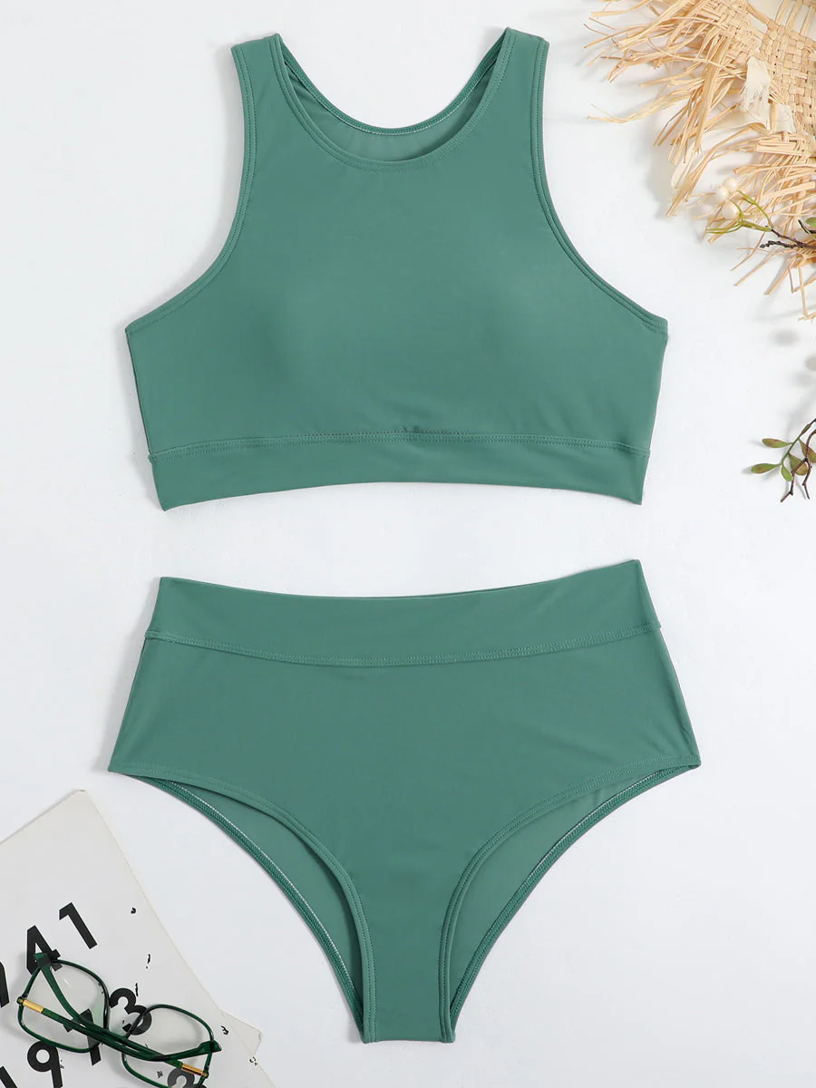 Sporty high-fairing bikini with racerback top