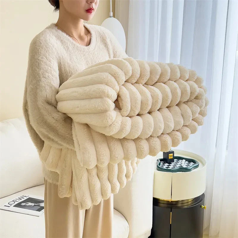 UltraDreams Luxury Fleece Blanket – soft, warm and stylish