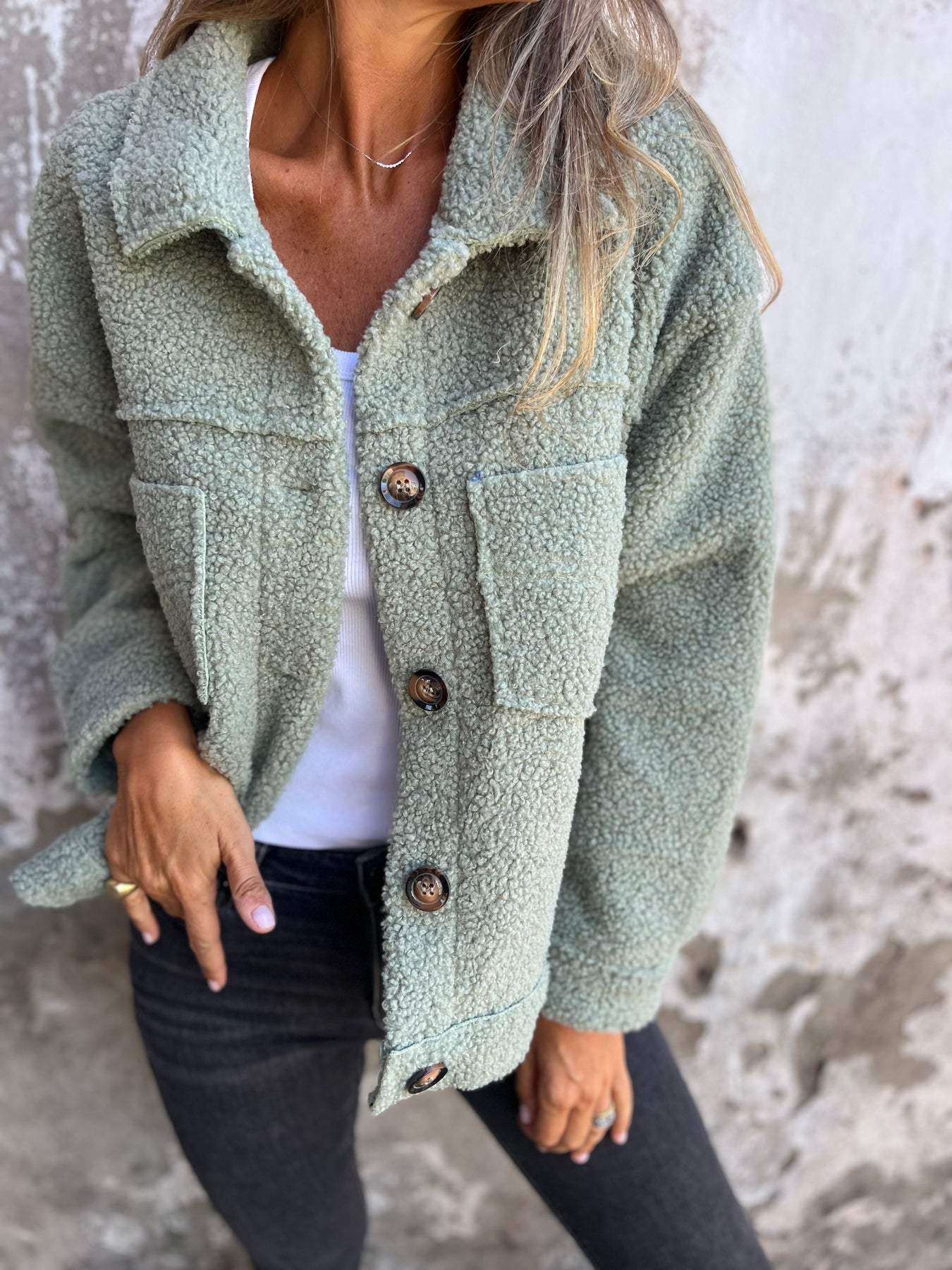 Women's Elegant Winter Coat Warm Wool Sherpa Fabric - Image 5