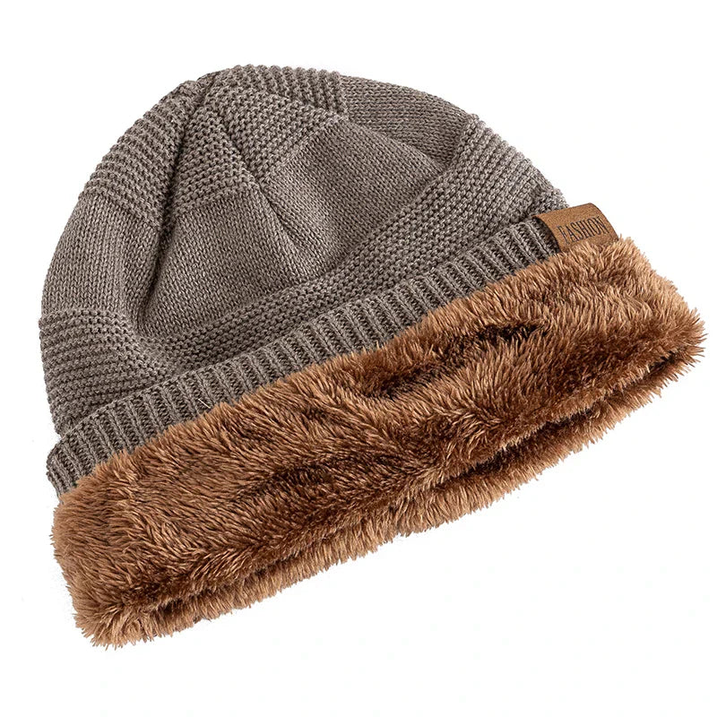 Warm winter hat with fleece lining - Luna - Image 2